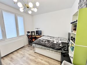 Photo 4- click for photo gallery